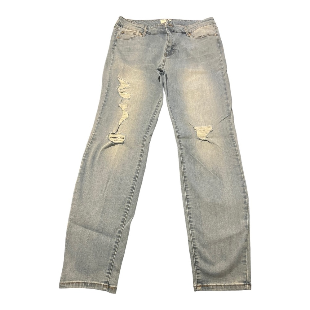 Celebrity Pink Mid-Ride Distressed Jeans
